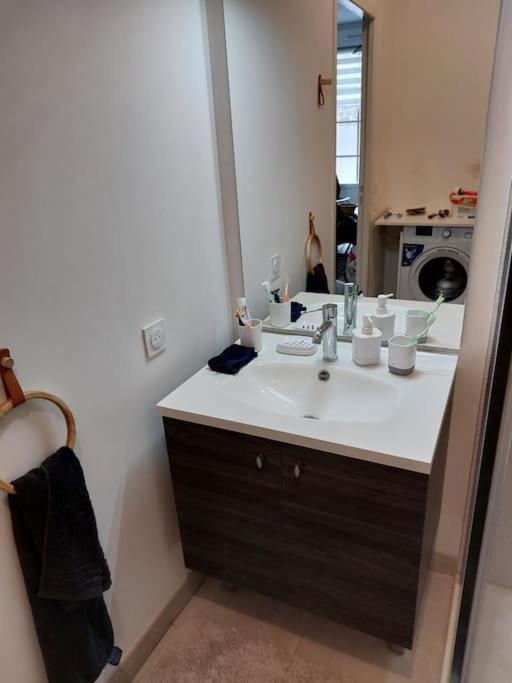 Studio Neuf A Louer A Dinard 3 Nuits Minimum Exterior foto