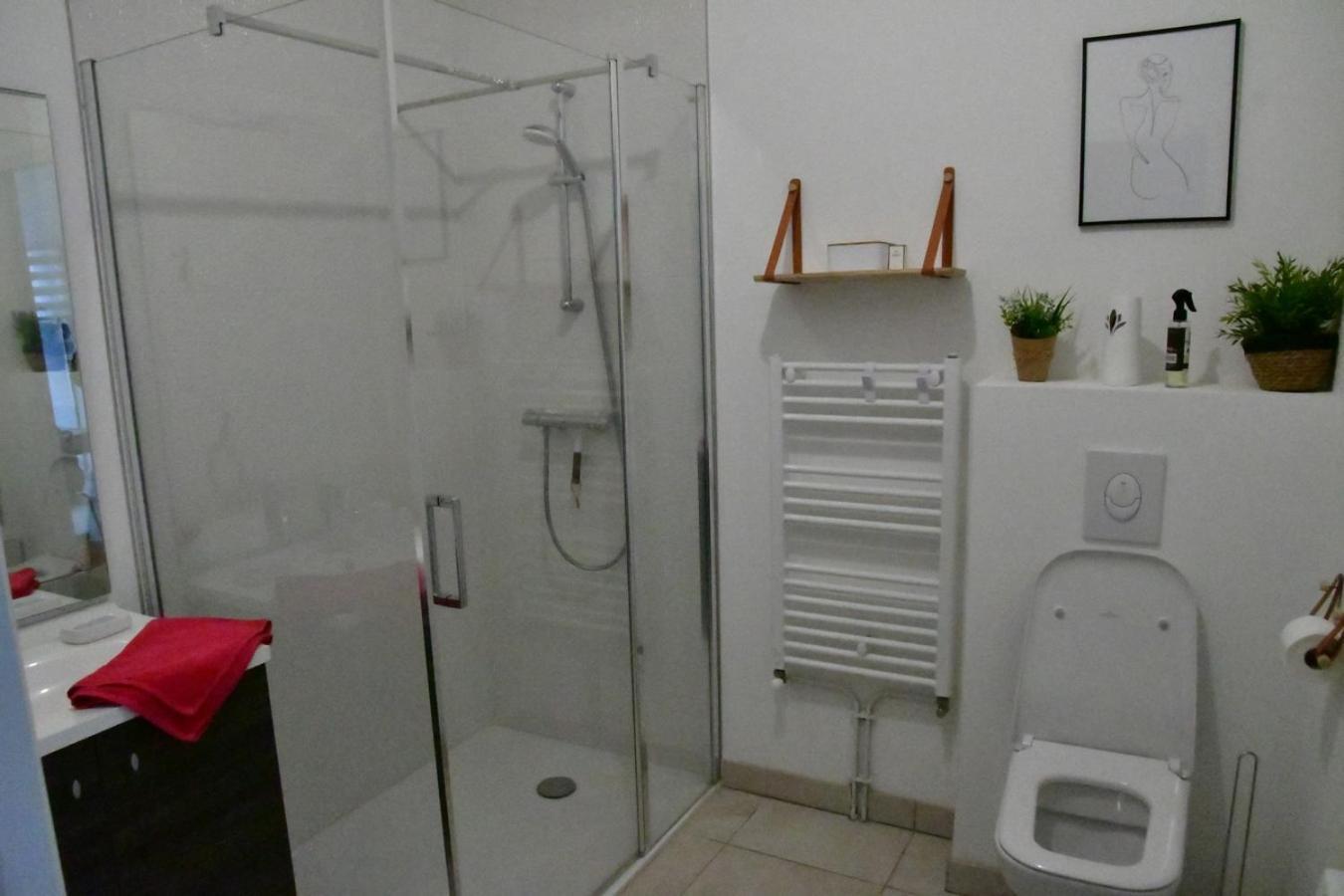 Studio Neuf A Louer A Dinard 3 Nuits Minimum Exterior foto